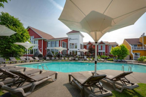  Estrimont Suites & Spa  Магог